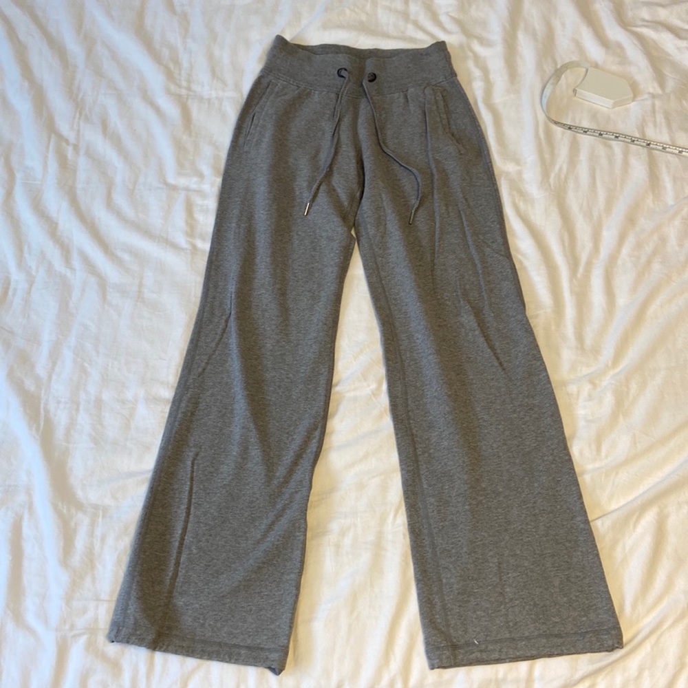 Lululemon • Tall Straight Leg Sweatpants